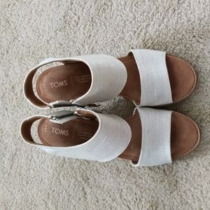 TOMS Majorca Cutout Sandal